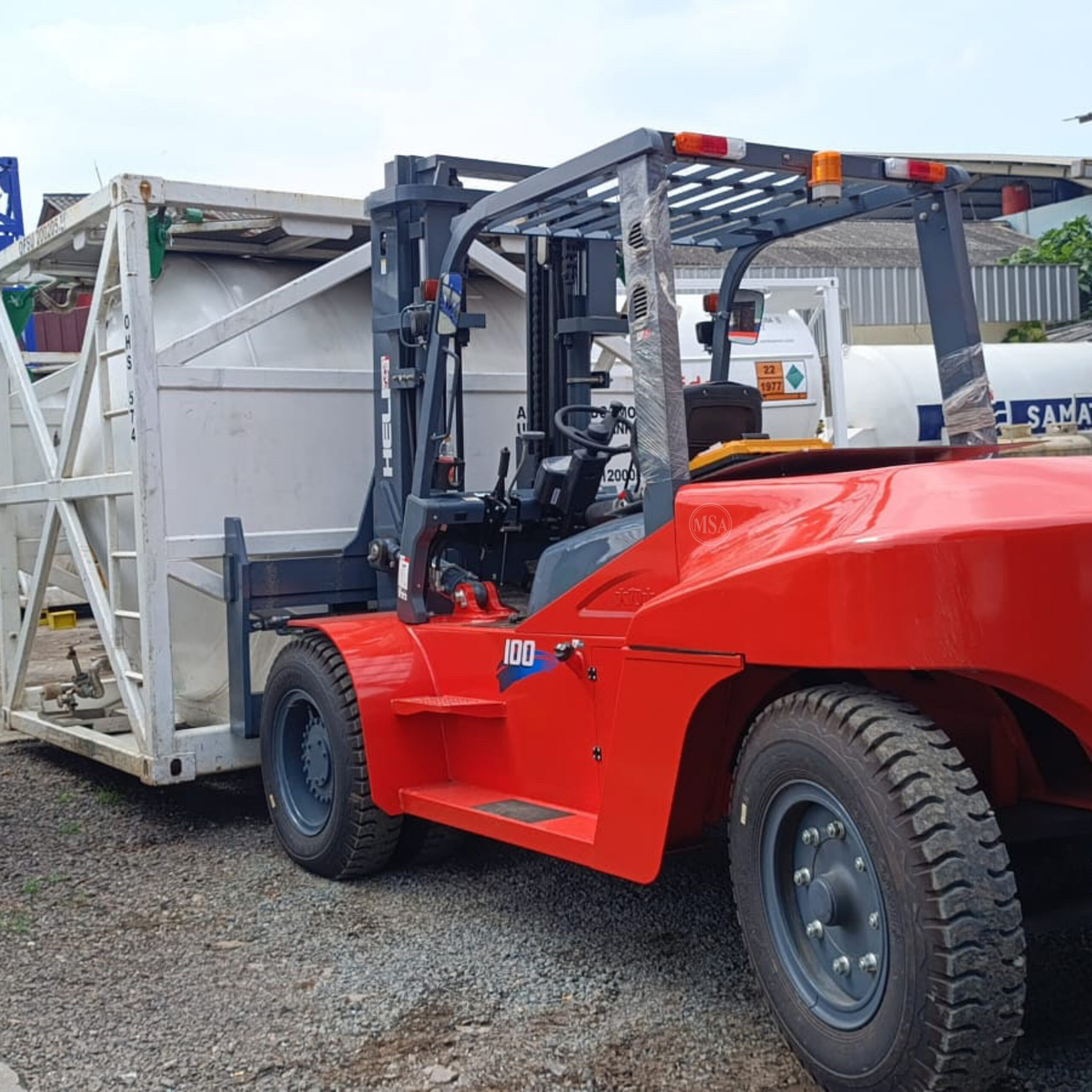 Rental Forklift 10 Ton 11