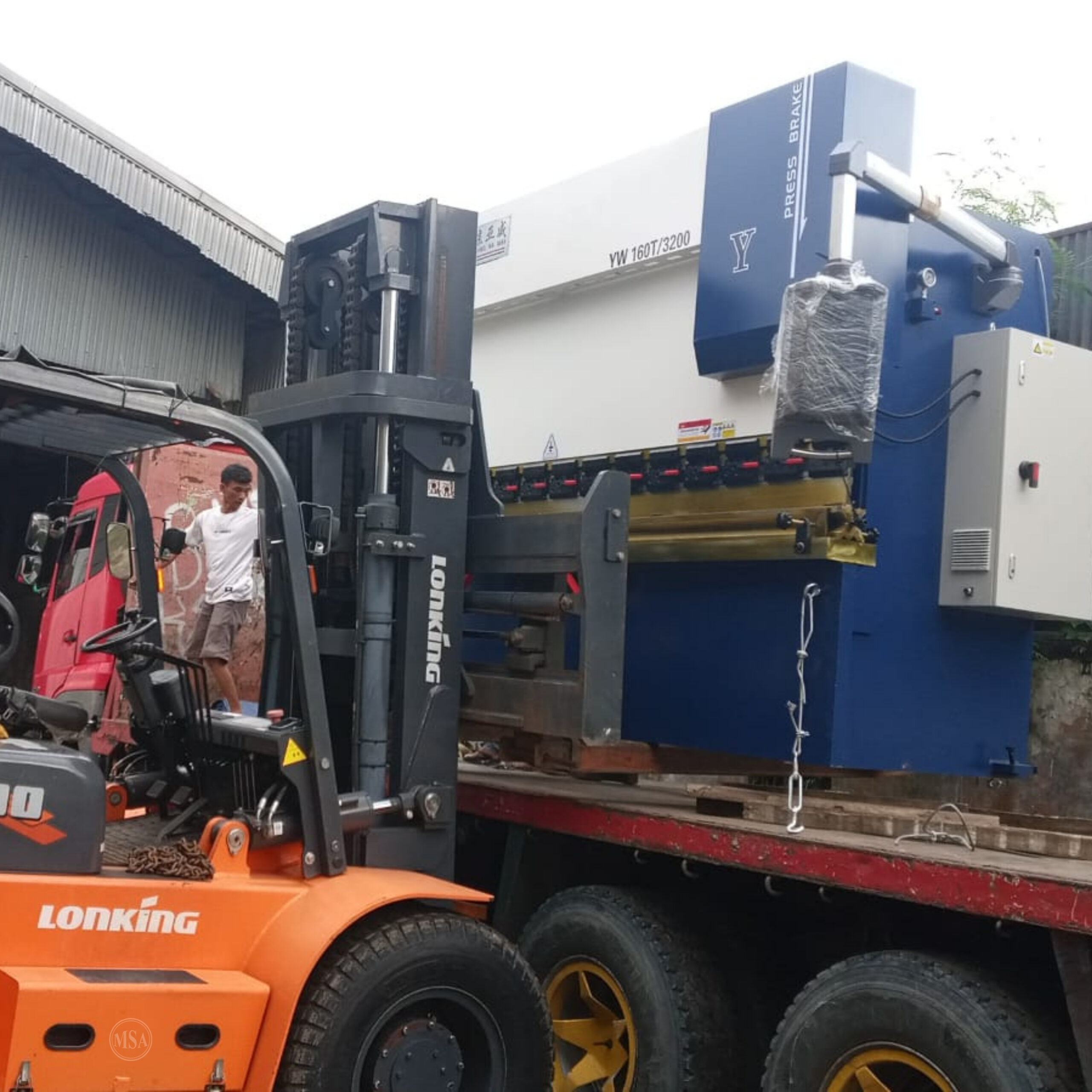 Rental Forklift 10 Ton 2
