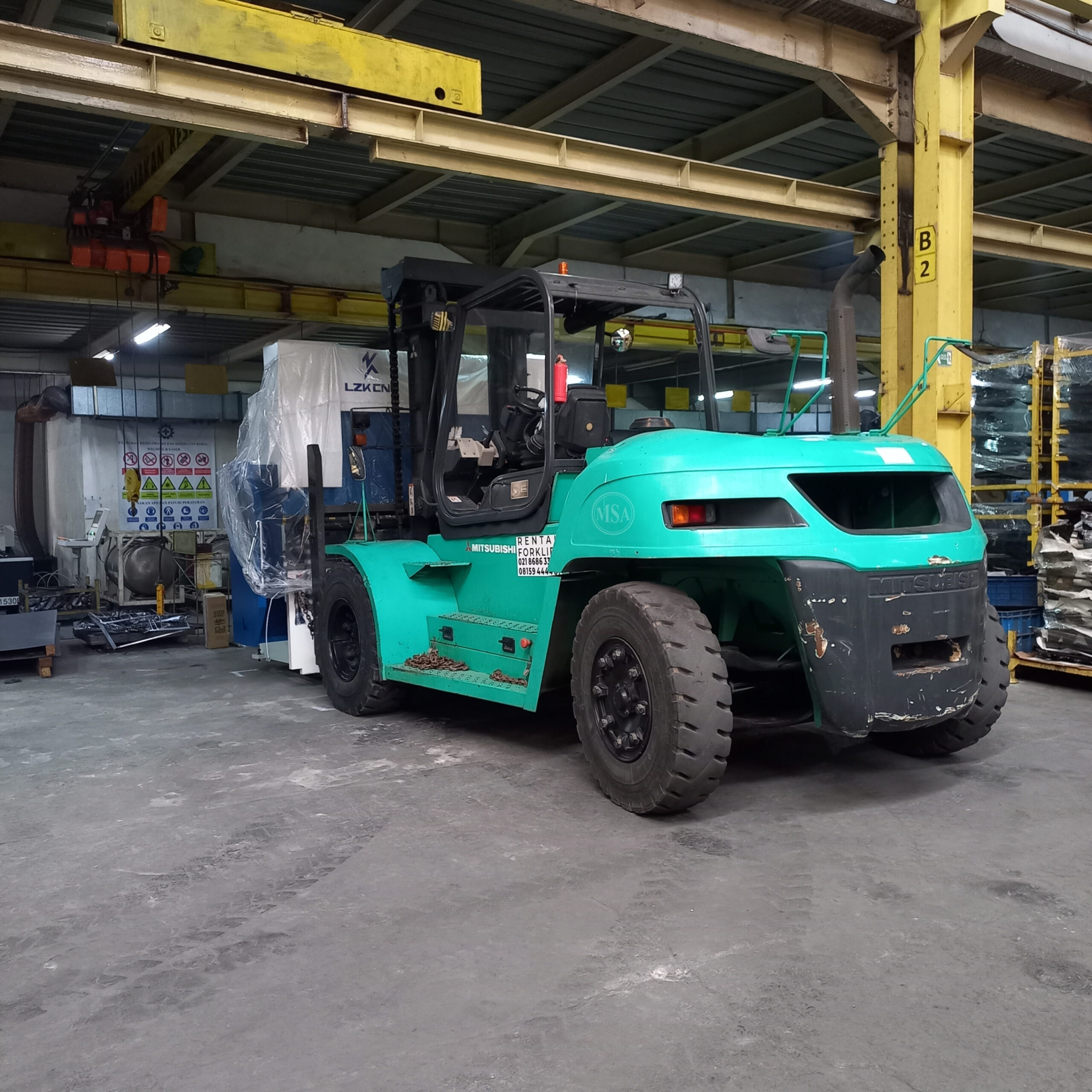 Rental Forklift 15 Ton 6