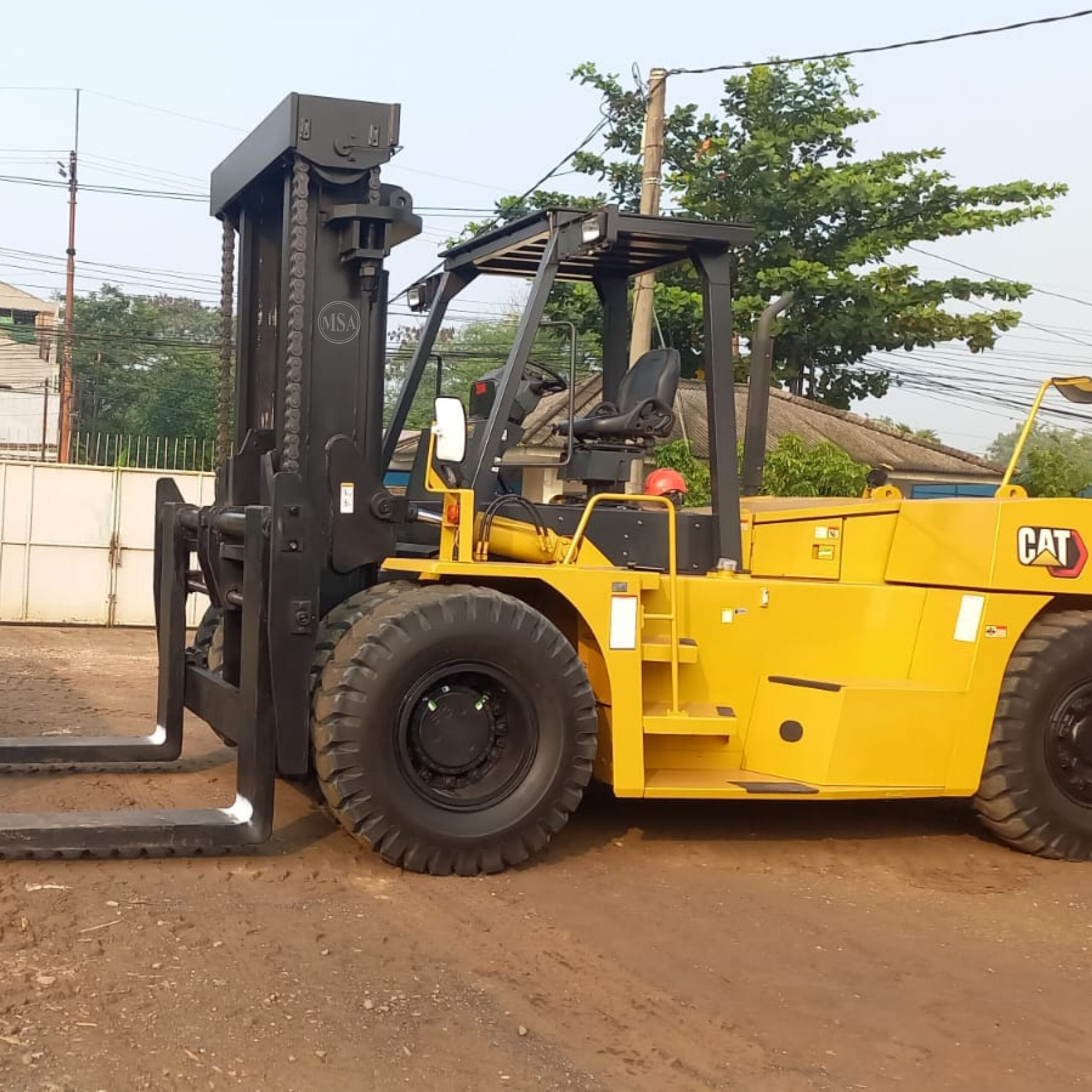 Rental Forklift 20-25 Ton 7