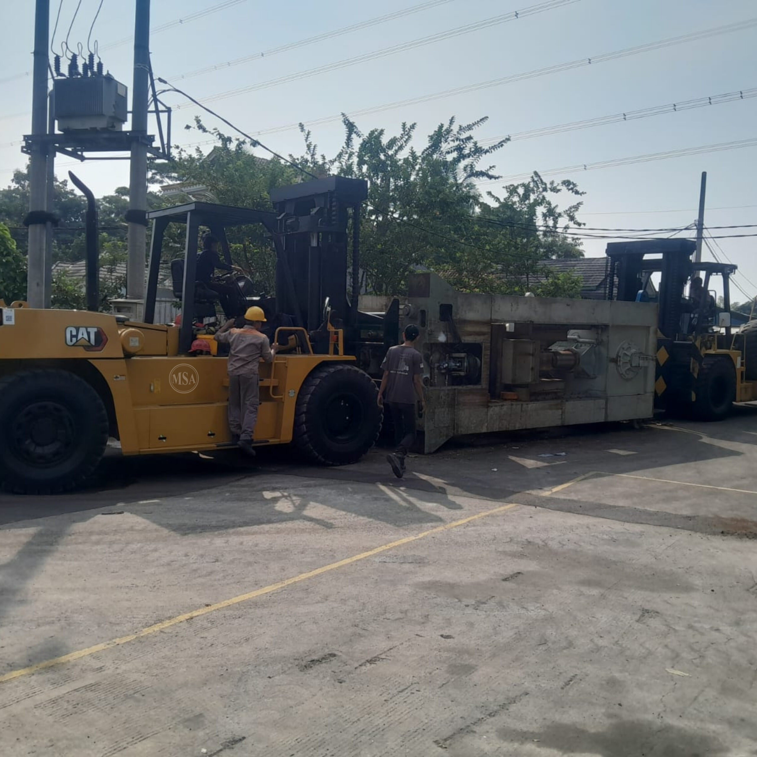 Rental Forklift 20-25 Ton 8