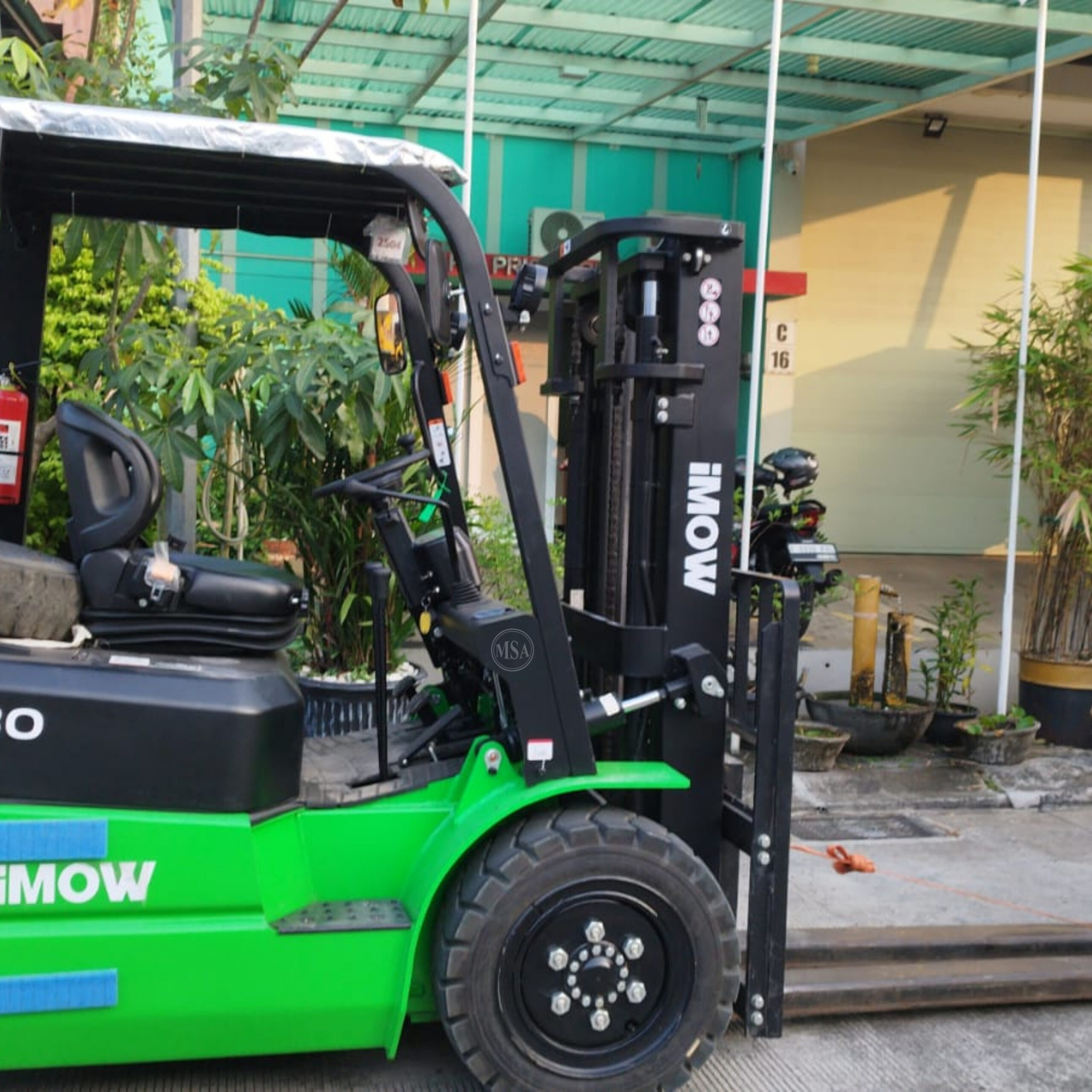 Rental Forklift 3 Ton 11