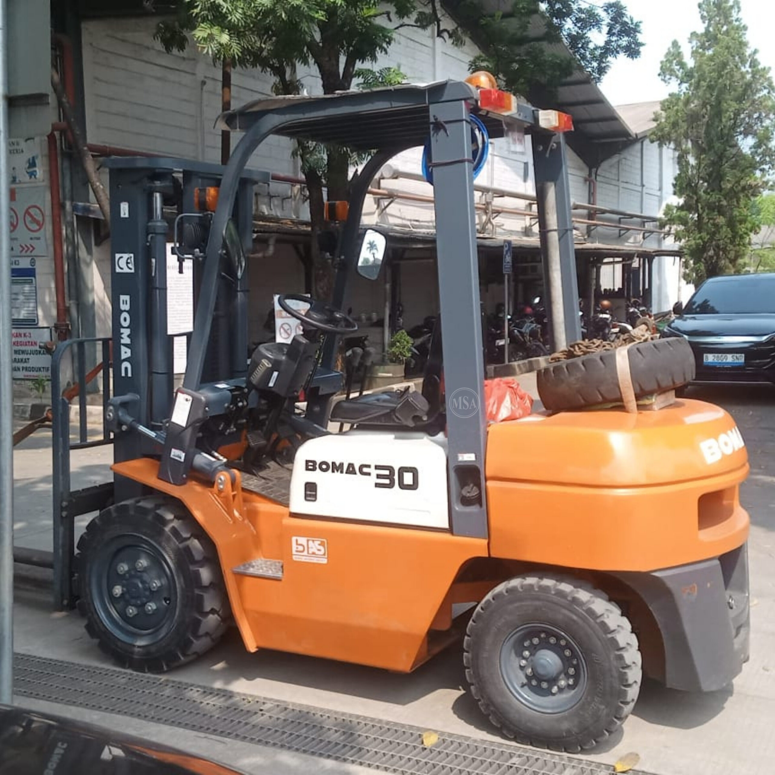 Rental Forklift 3 Ton 12