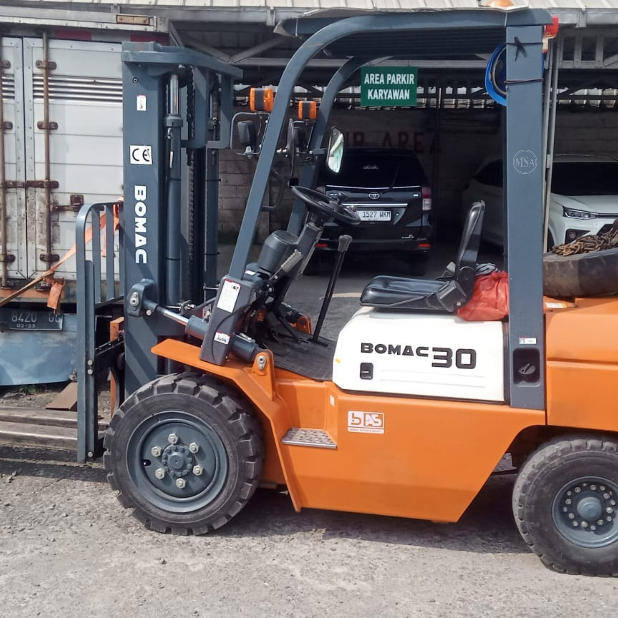 Rental Forklift 3 Ton 19