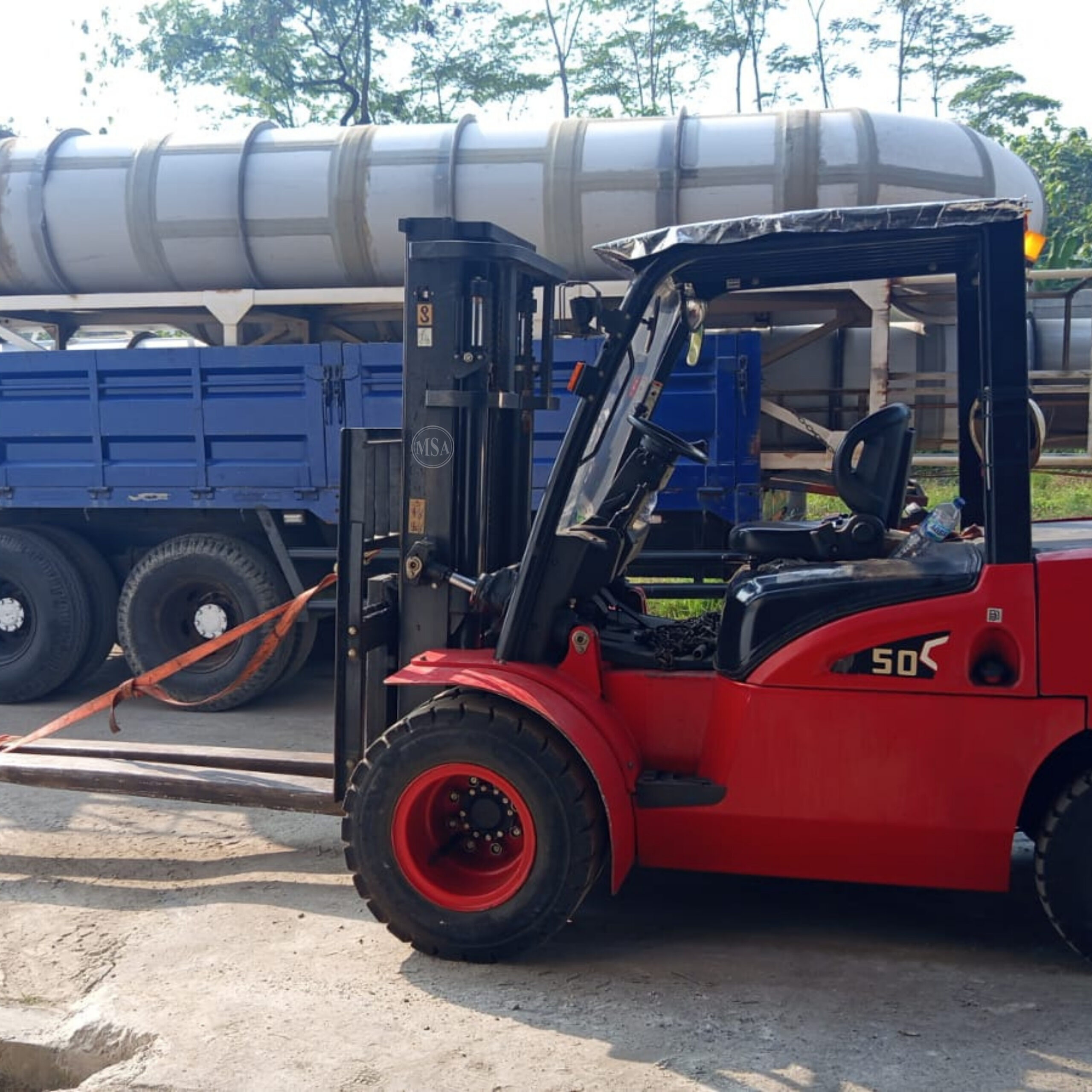 Rental Forklift 5 Ton 25