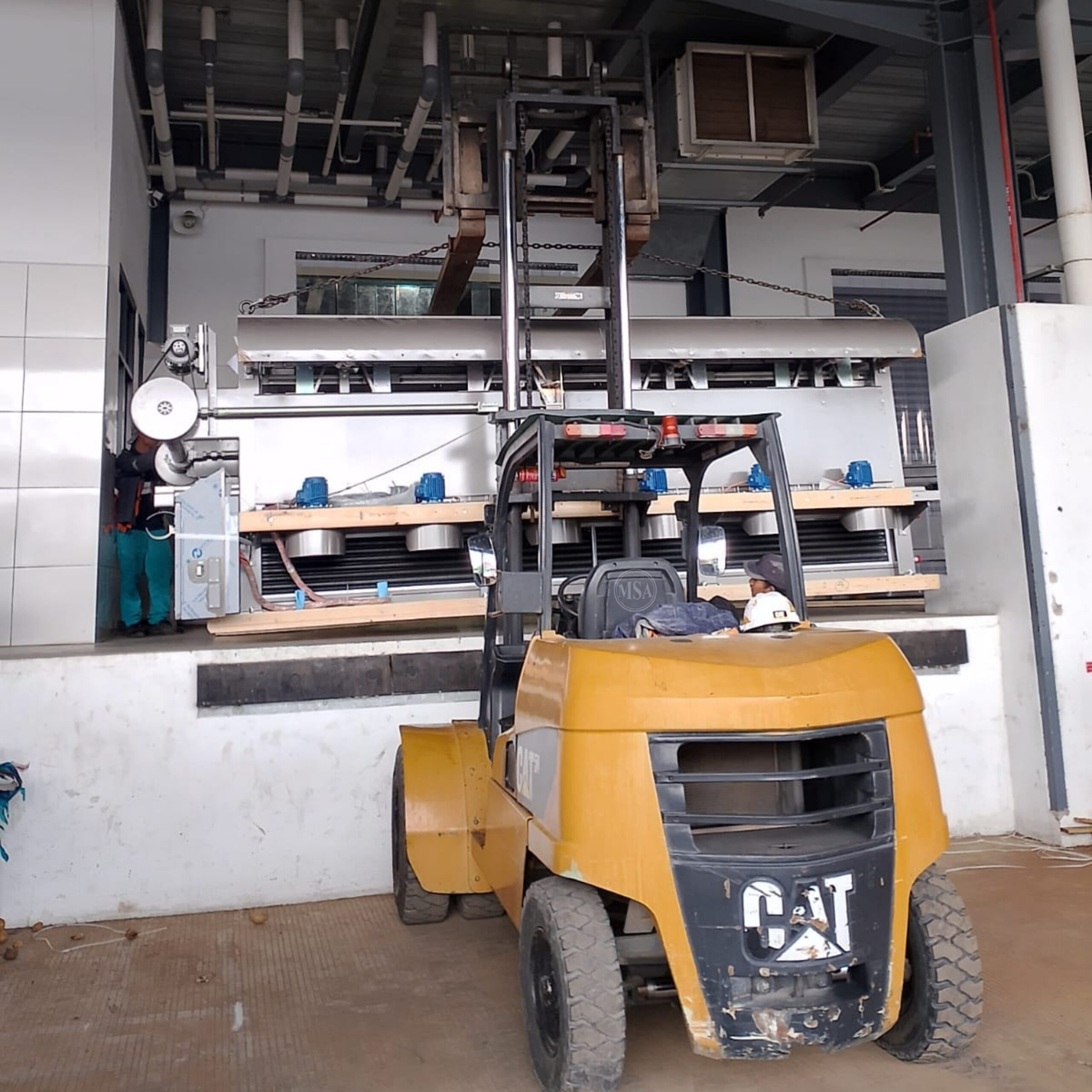 Rental Forklift 5 Ton 28