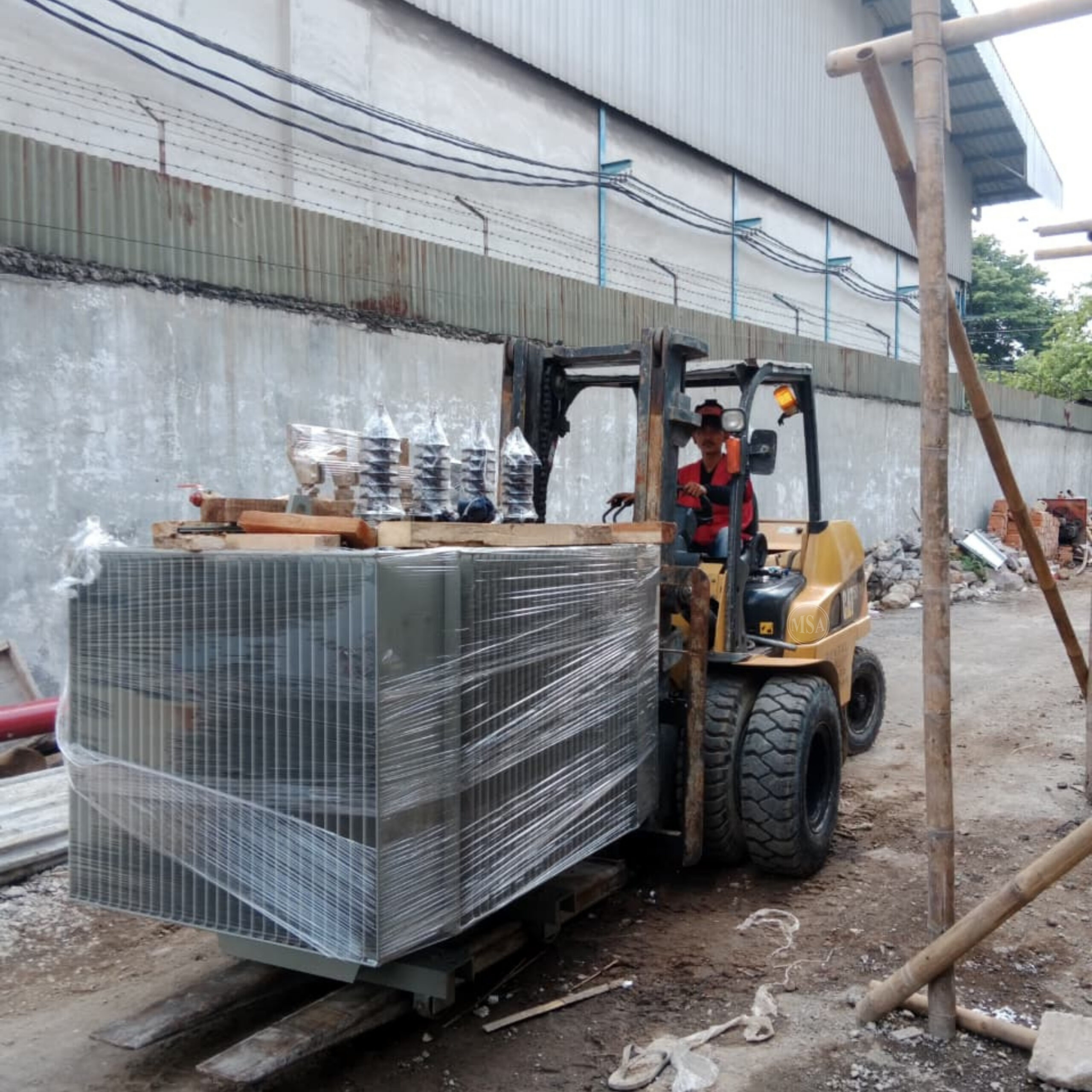 Rental Forklift 5 Ton 32
