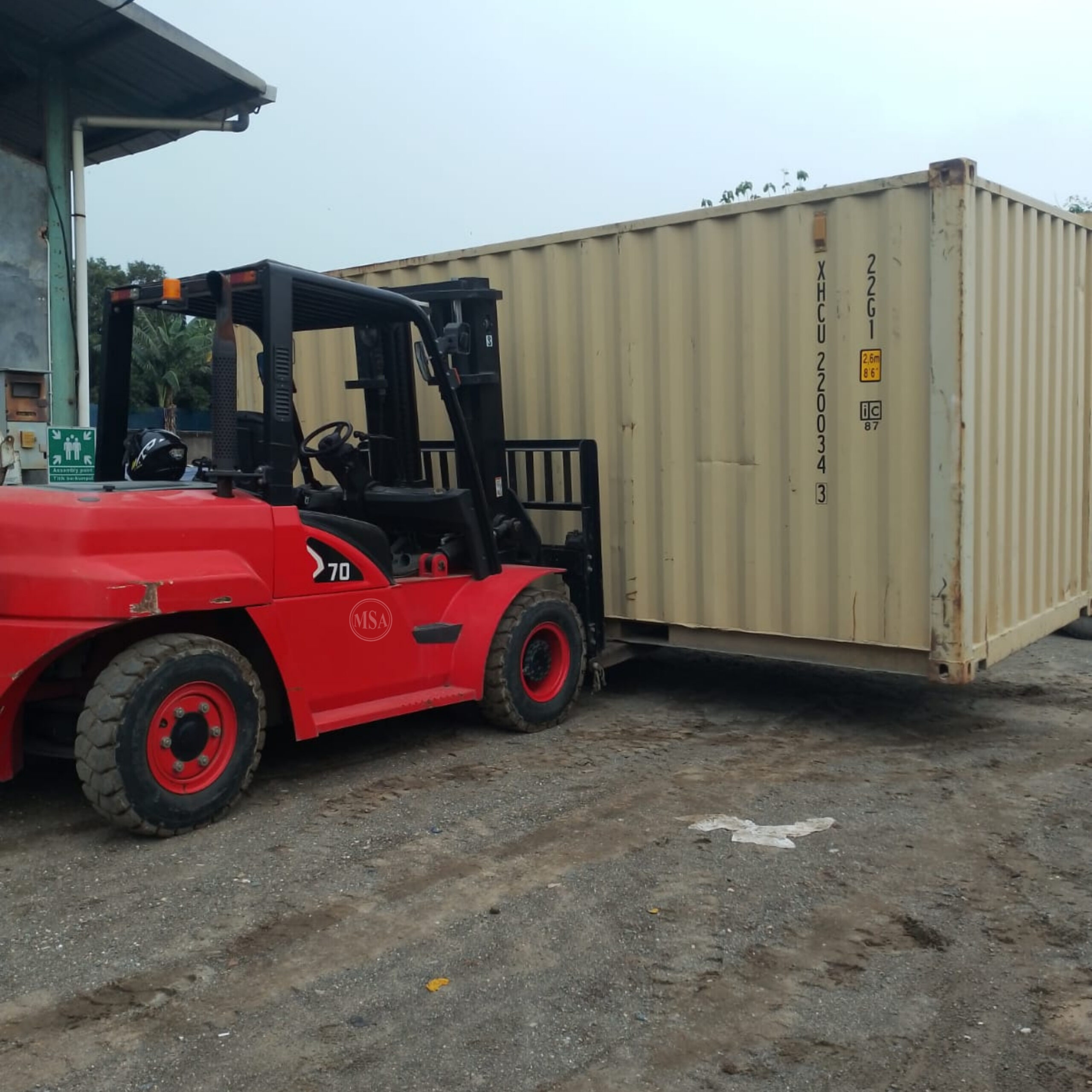 Rental Forklift 7 Ton 1