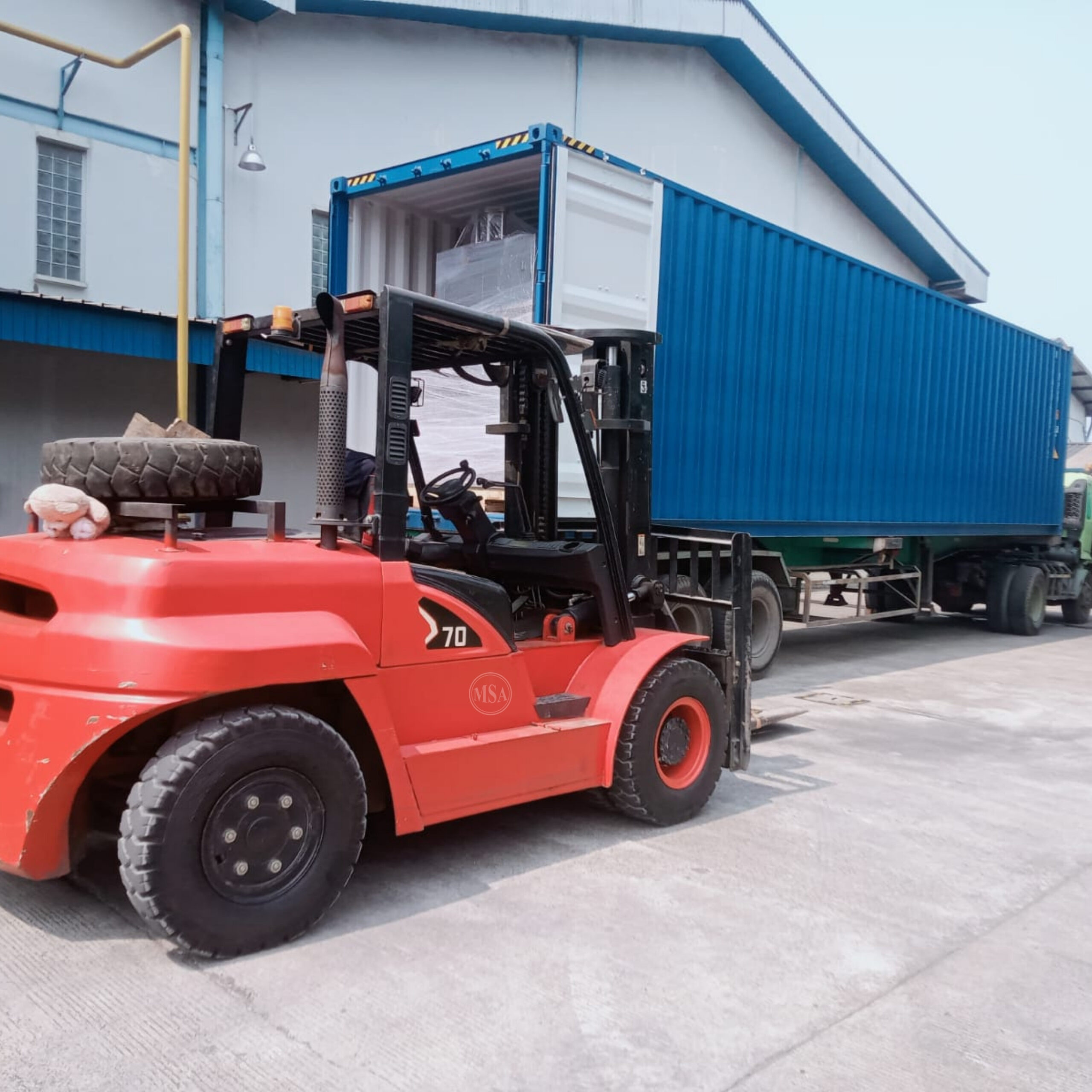 Rental Forklift 7 Ton 28